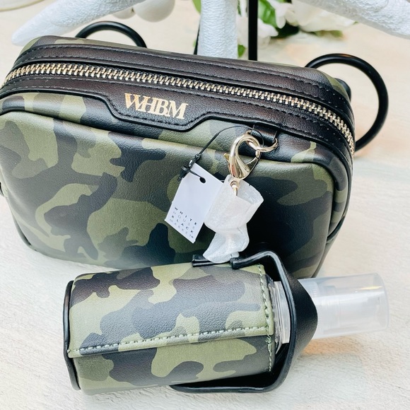 WHBM Cosmetic Case 🖤🤍NWT🖤🤍 - Picture 5 of 10